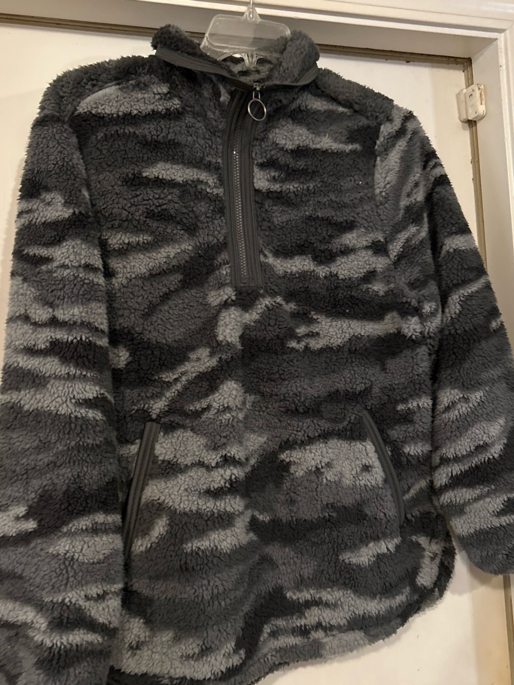 Women's Gray Camouflage Sherpa Half-Zip Pullover Jacket